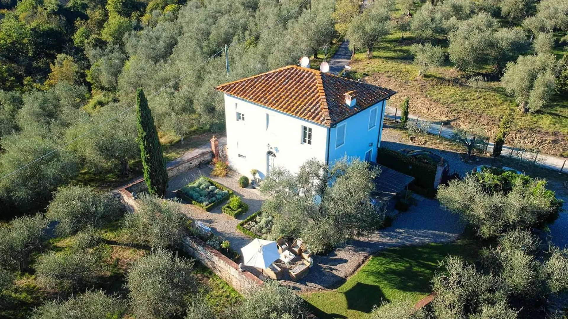 Villa Querciabella Lucca