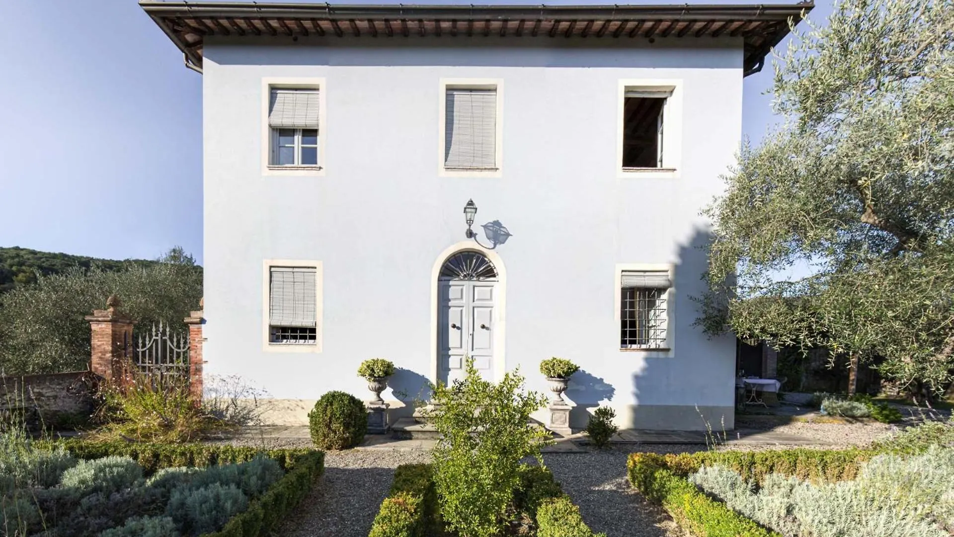 Villa Querciabella Lucca